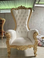 White & Gold Throne Chair
