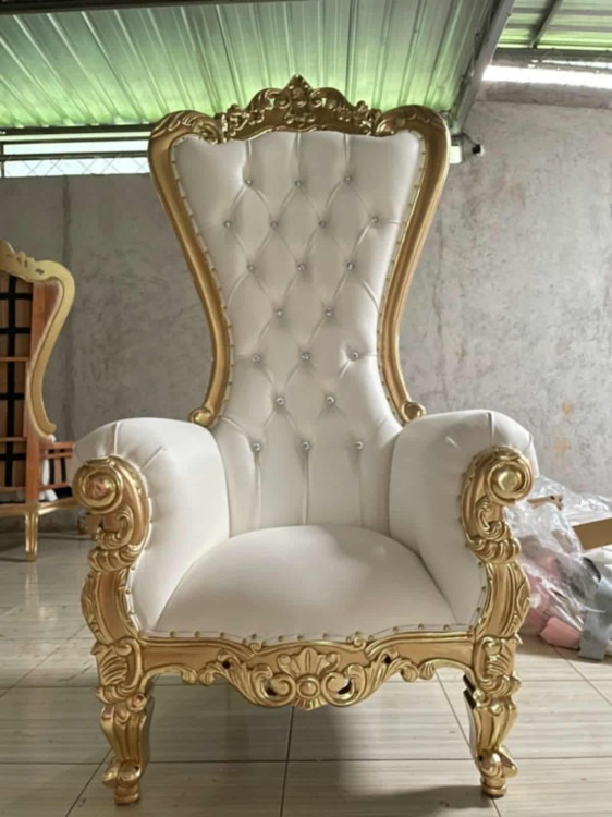 White & Gold Throne Chair